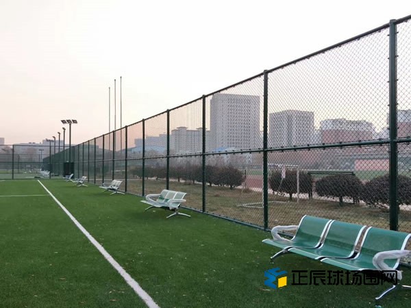 籃球場圍欄圖片